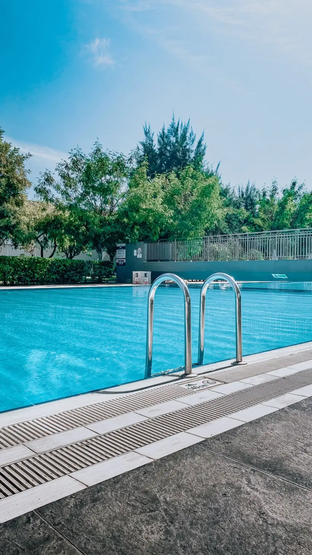 Commercial resort swimming pool
